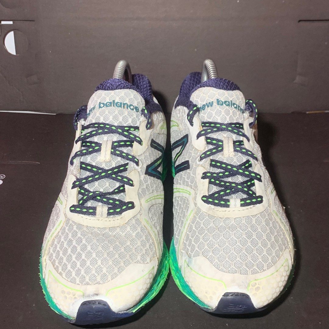 New Balance Fresh Foam 980 Original Fesyen Pria Sepatu Sneakers di Carousell