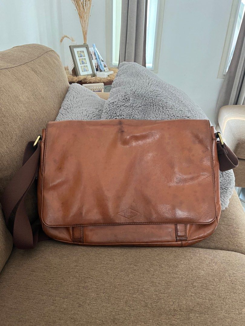 Preloved Fossil Aiden Messenger Bag