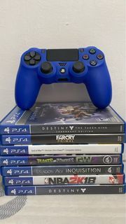 PS4 GAMES AND CONTROLLER