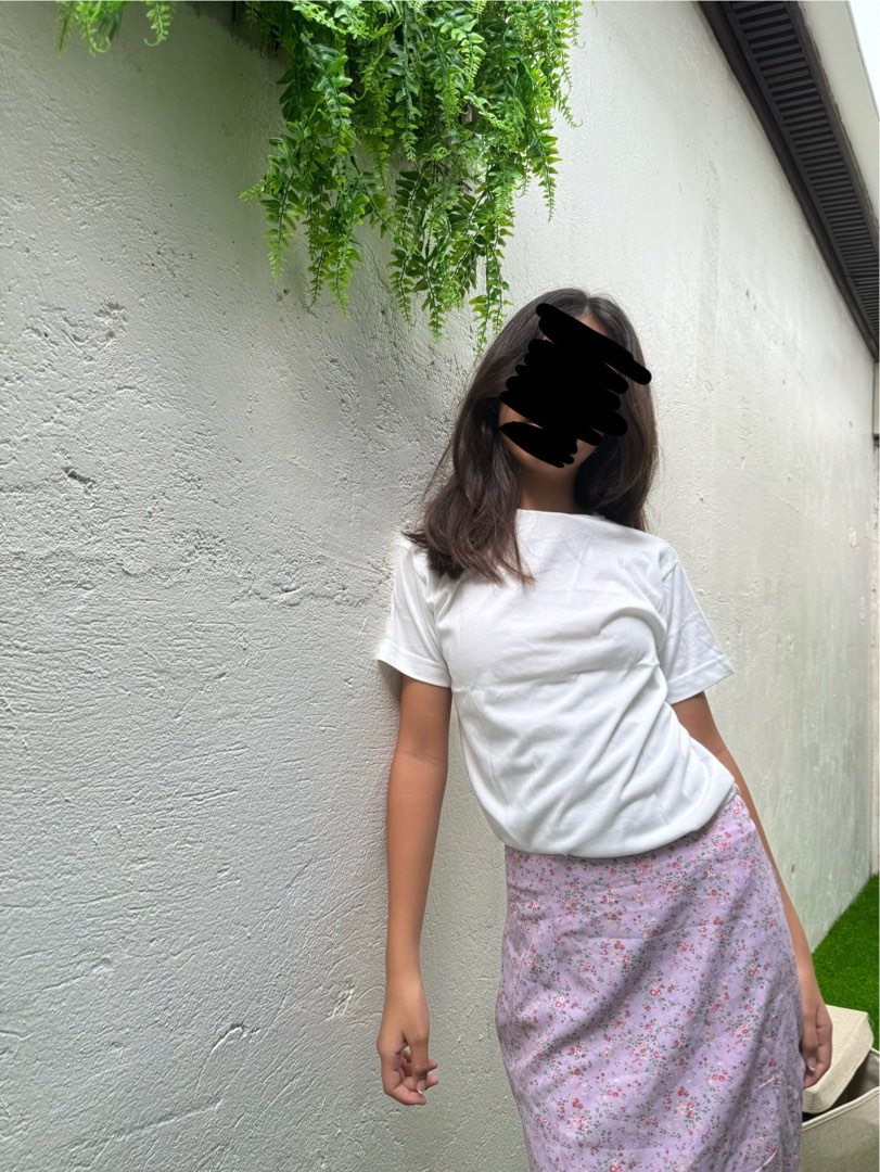 Purple ditsy floral skirt, Women's Fashion, Bottoms, Skirts on Carousell