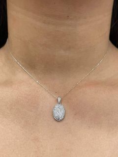 Rose Oval diamond necklace
