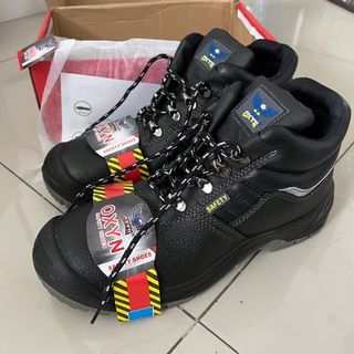 Safety Shoes/Boots