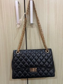 (Category: ) located in . Submitted by priluvclothes (Listing ID 1308868673, Image 1). Description: .