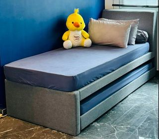 (Category: ) located in . Submitted by ARXAR (Listing ID 1308986927, Image 1). Description: .