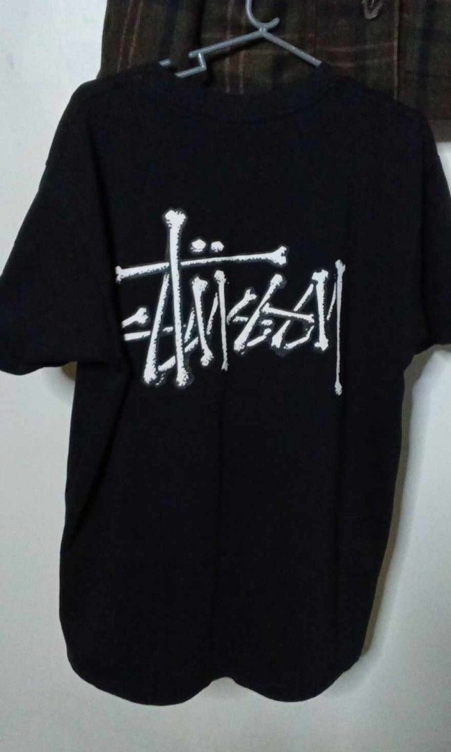 Stussy shirt (Category: Tshirts & Polo Shirts ) located in Quezon City. Submitted by eystackap (Listing ID 1308842595, Image 1). Description: large 21.5x27.5 like new.