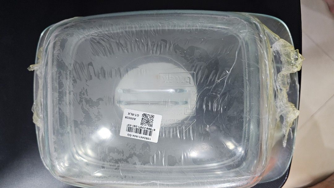 UP$42.50 Pyrex 1.9l glass Cass w cover, Furniture & Home Living ...
