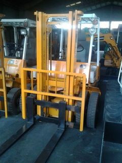 Used TCM FD25Z2 2.5 ton Forklift