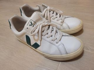 （分類：）位於 。 由 samsung66396 提交（商品編號 1308919585，圖片 1）。簡介： 。