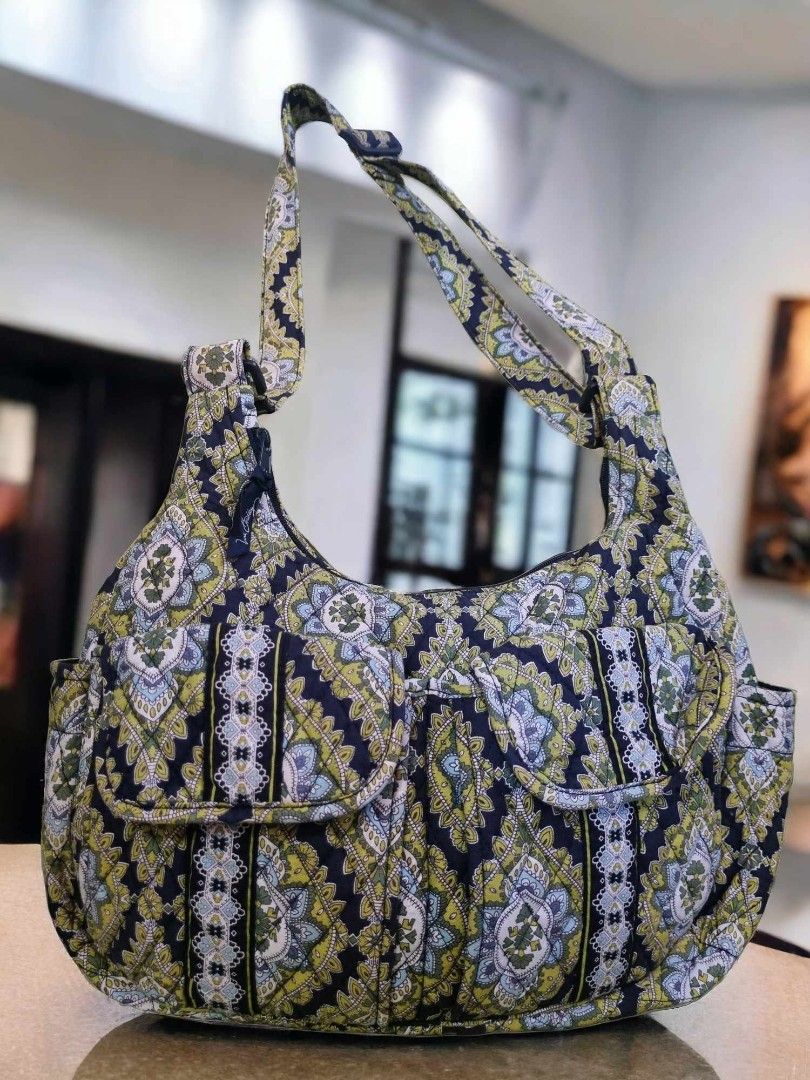 Vera bradley cargo bag outlet