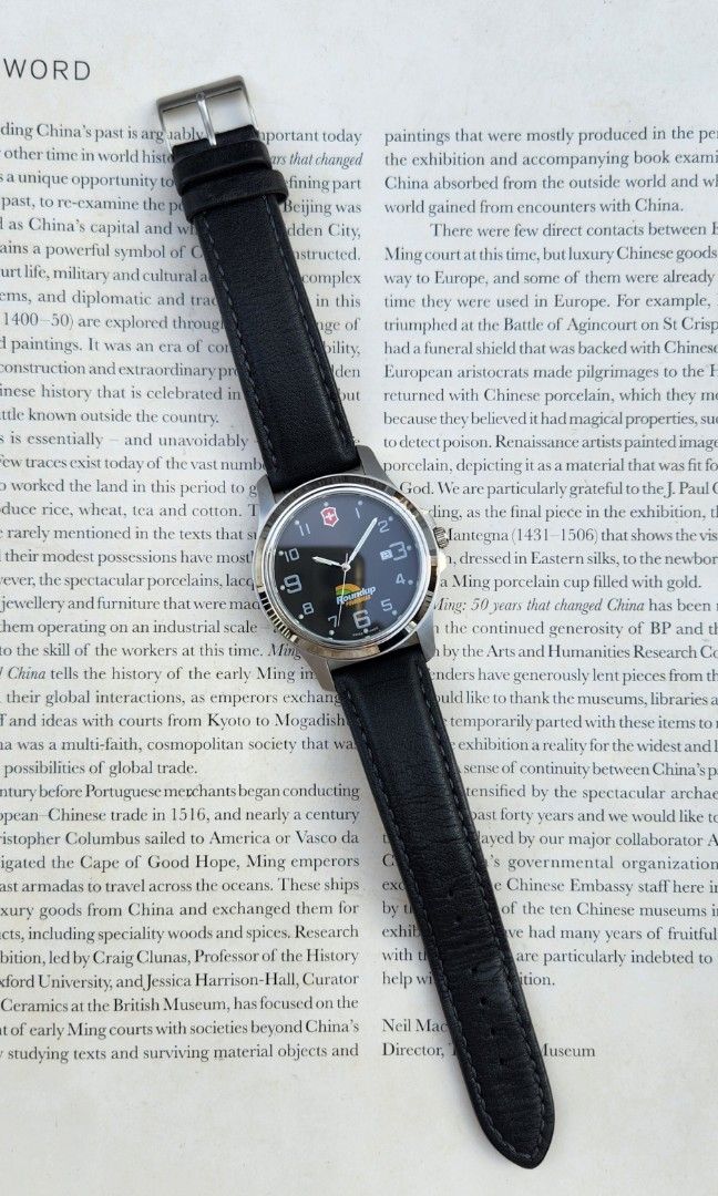 Victorinox 26052cb top