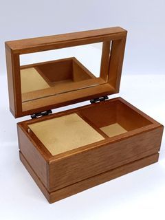 Vintage Wallnut Musical Jewelry Box