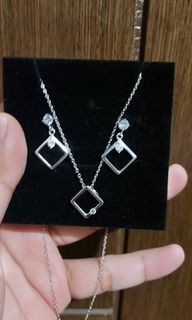 925 Silver Diamond Shape Earrings and Necklace SET