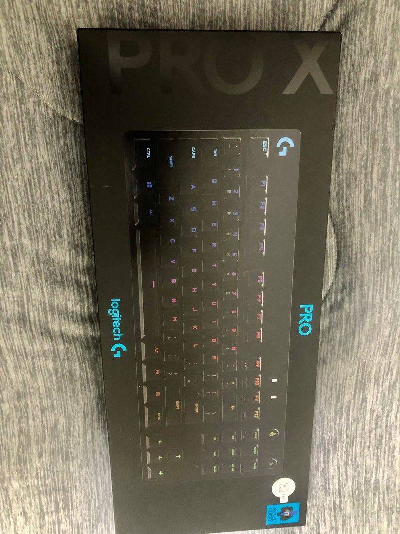 羅技Logitech G PRO X 電競機械鍵盤青軸(可換鍵軸及熱插拔) TKL, 電腦及科技產品, 電腦周邊產品, 電腦鍵盤及相關產品在旋轉拍賣