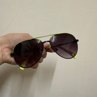 由 ___weiwei (刊登 ID 1309134897，圖片 1) 提交，位於 的 (類別：)，說明：。