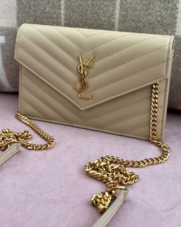 💜 Saint Laurent Cassandre Envelope WOC Bag