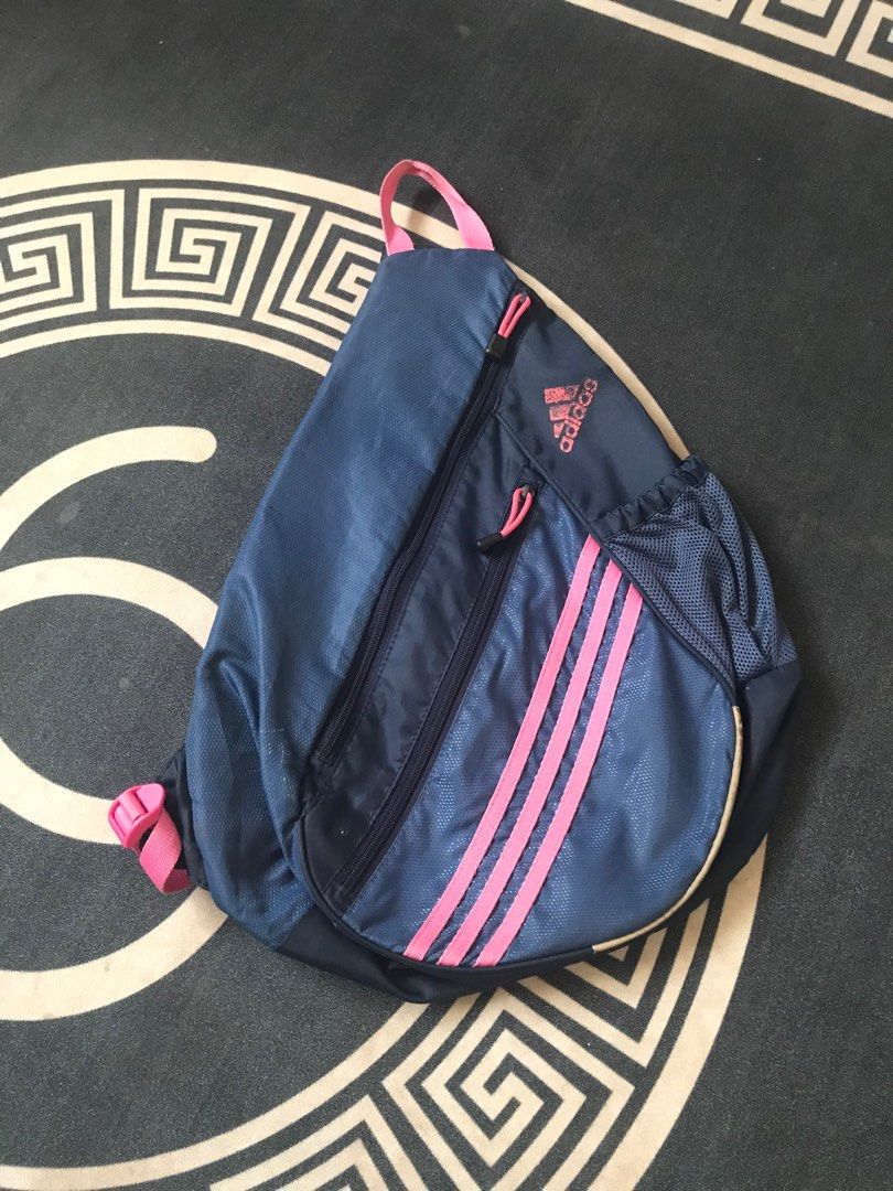 Adidas beg