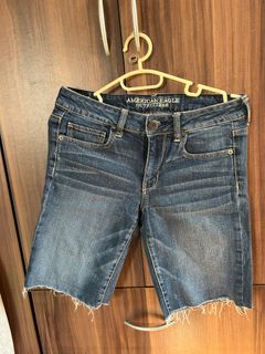 (Category: ) located in . Submitted by avercloset (Listing ID 1309059345, Image 1). Description: .