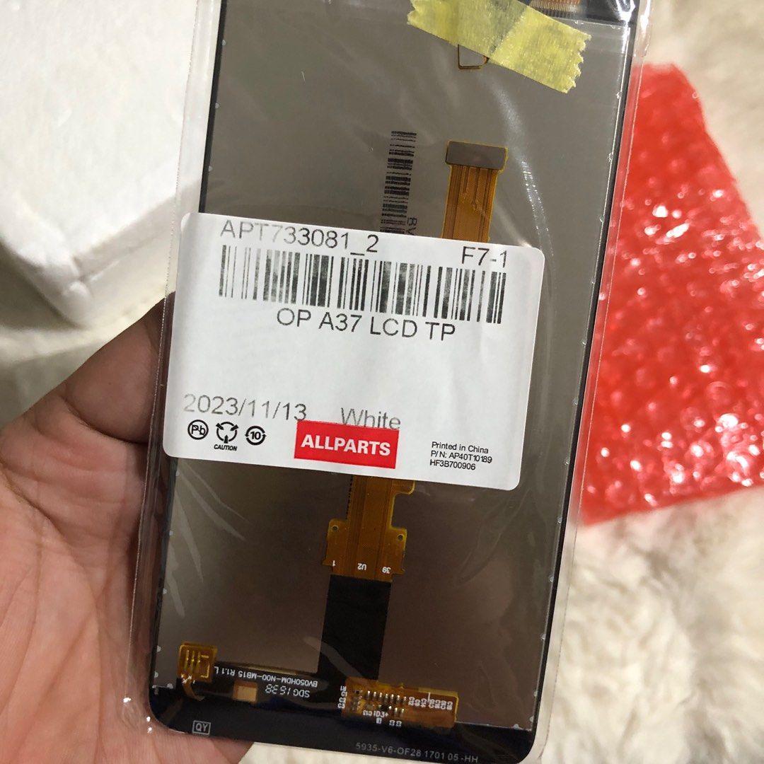 Android Phone Screen Replacement (Category: OPPO) located in Santa Maria. Submitted by jigayoymomarts (Listing ID 1309011712, Image 3). Description: 300 for both Units: Oppo A37 Huawei Y33s From mystery parcel po ito.