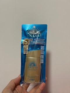 (Category: ) located in . Submitted by worldwidesale (Listing ID 1309165040, Image 1). Description: .