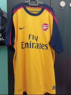 Arsenal Adidas Teamgeist 2021 Jersey, Men's Fashion, Activewear on ...