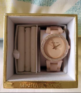 Authentic Michael Kors Watch (MK4322)