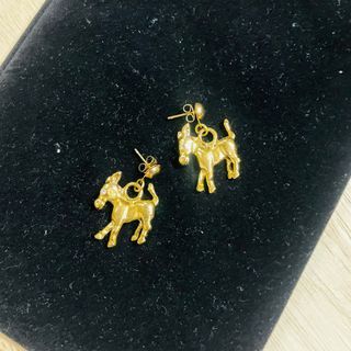 Authentic Vintage! Lucky Horse Gold tone Post Earrings