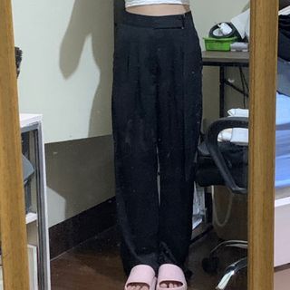Black high waisted wide legs pants with belt