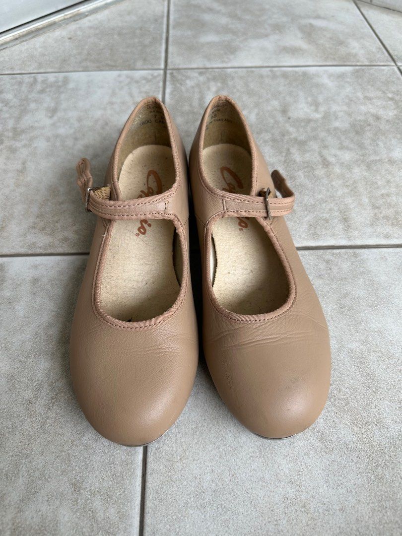 Capezio 38 outlet
