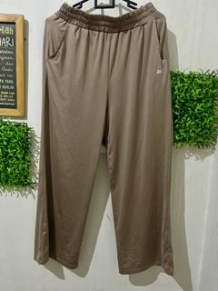 (Kategori: ) berada di . Dikirim oleh capriconus21 (ID iklan 1309114328, Gambar 1). Deskripsi: .