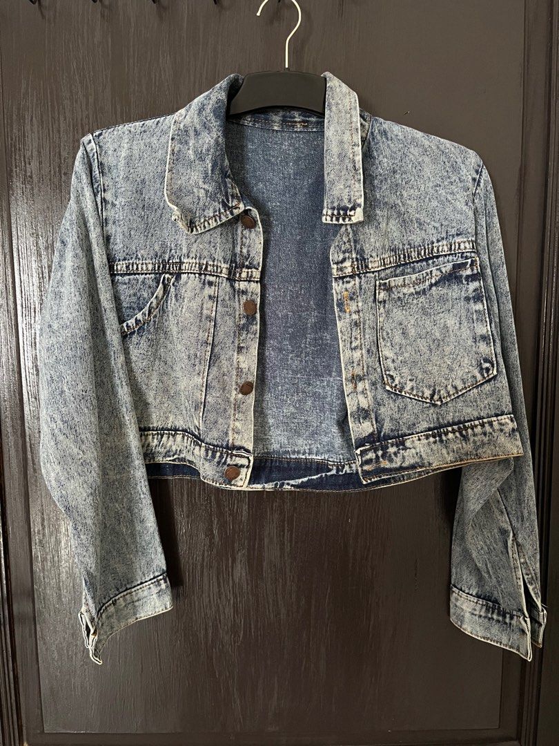 Crop Top Jaket Jeans Denim Fesyen Wanita Pakaian Wanita Baju Luaran di Carousell