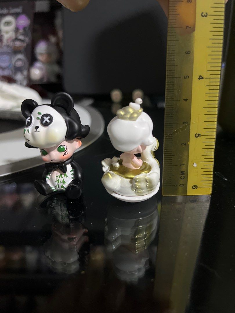 [SG EXCLUSIVE] LABUBU EXCLUSIVE SG BADGE DIMOO SMISKI BEAN SHINCHAN ...