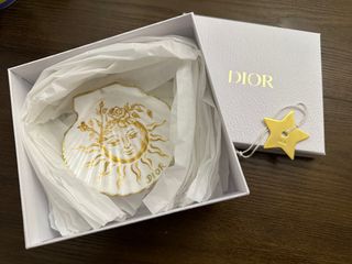 （分類：）位於 。 由 elle_tee 提交（商品編號 1309113485，圖片 1）。簡介： 。