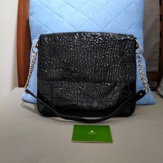 (Category: ) located in . Submitted by recycle_allpreloved (Listing ID 1309167787, Image 1). Description: .