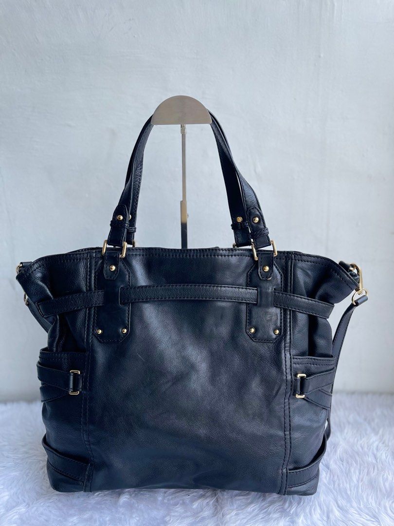Michael Kors Gansevoort Leather Bag (Category: Luxury Bags & Wallets) located in Quezon City. Submitted by 1Jippy (Listing ID 1309047568, Image 2). Description: .