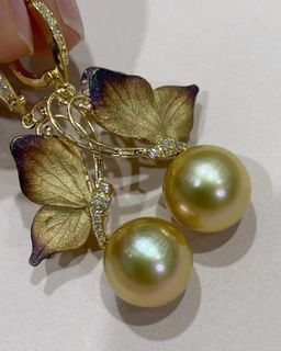 Golden south sea pearl butterfly dangling earrings in 18K yellow gold, 11-12mm golden south sea pearls