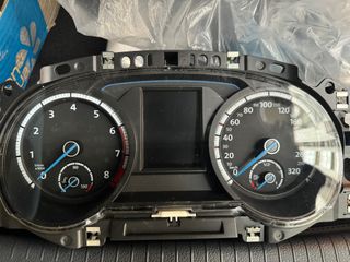 （分類：）位於 。 由 alexleclerc 提交（商品編號 1308257237，圖片 1）。簡介： 。