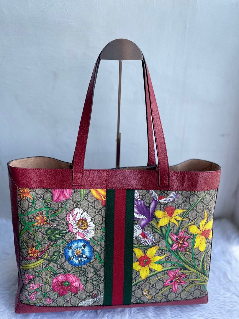 Gucci Ophidia GG flora (Category: Luxury Bags & Wallets) located in Quezon City. Submitted by 1Jippy (Listing ID 1309028428, Image 2). Description: .