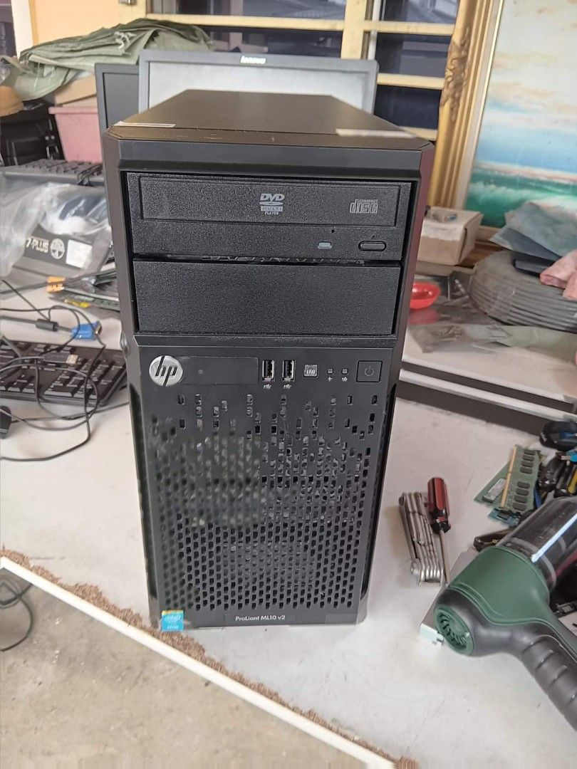 HP ProLiant ML10 V2, Computers & Tech, Parts & Accessories, Networking