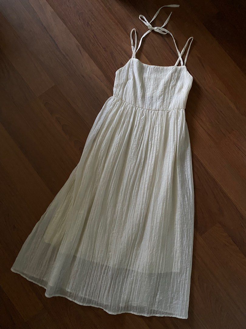 Breach dresses online
