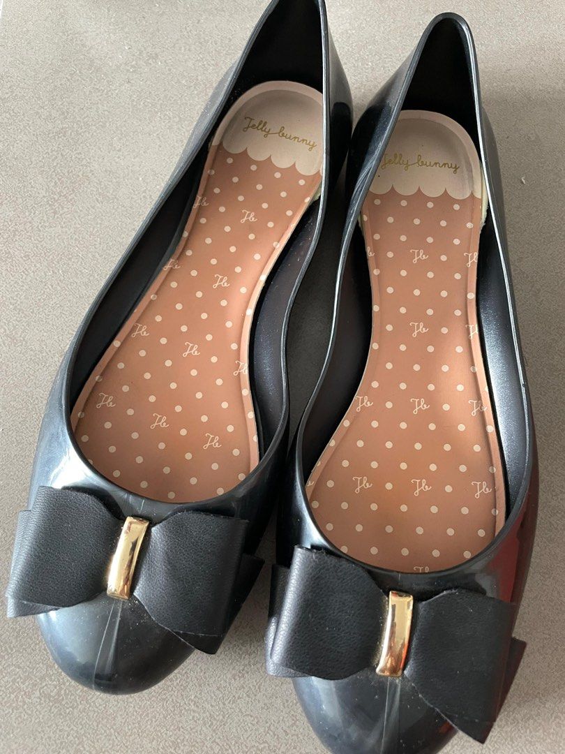 Jelly Bunny Flat Shoes Women s Fashion Footwear Flats on Carousell