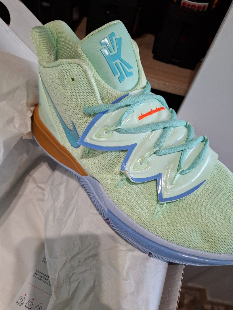 Kyrie 6 squidward top
