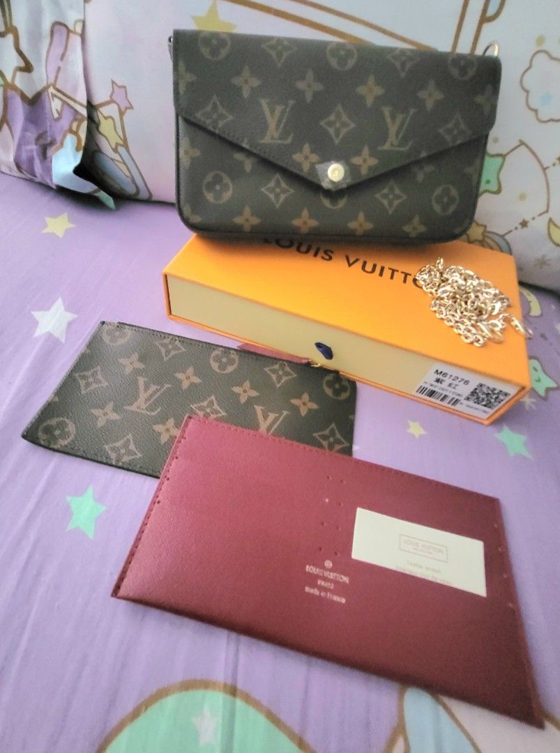 Lv bag (Category: Luxury Bags & Wallets) located in Paranaque City. Submitted by dacucs.24 (Listing ID 1309015907, Image 1). Description: Mono lv, kili bag with wallet ₱950 Super ganda hindi ka mag sisisi sa mura ng bag ko.