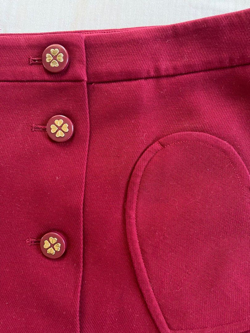 Maroon Kate Spade Skirt (Category: Skirts) located in Marikina City. Submitted by beinginspace (Listing ID 1309066486, Image 3). Description: Maroon Authentic Kate Spade Skirt with Heart Pocket Retailed for 270 USD/ 14,000+ PHP Worn by Heart Evangelista Measurements Laid Flat Waist: 14 Length: 18.5 Non Stretch Size on Tag: US 2 Best Fits: S RFS: too large for my size.