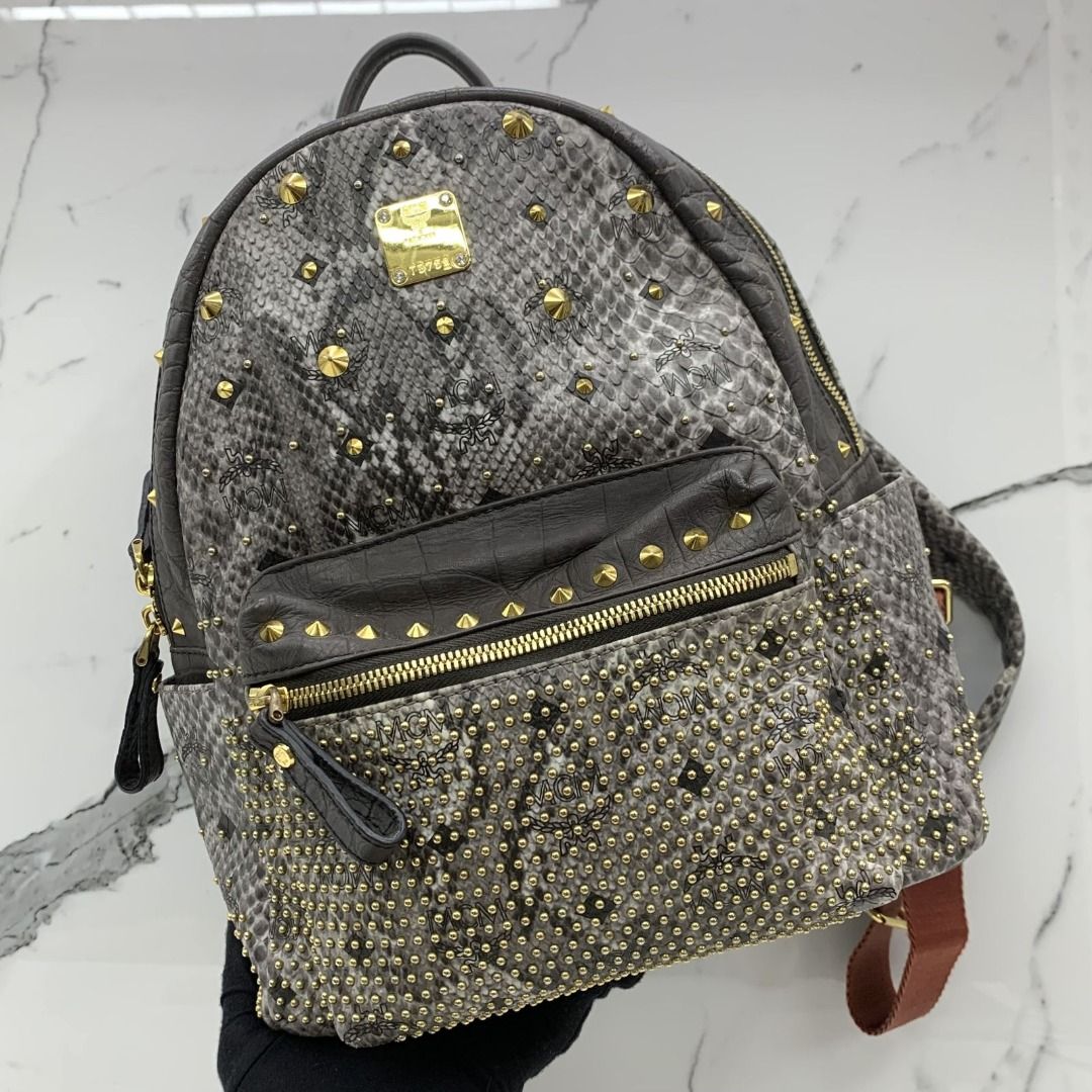 Mcm embossed backpack hotsell