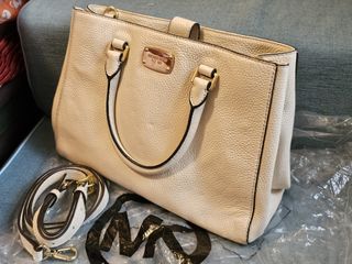 （分類：）位於 。 由 phoebekuen 提交（商品編號 1309087173，圖片 1）。簡介： 。