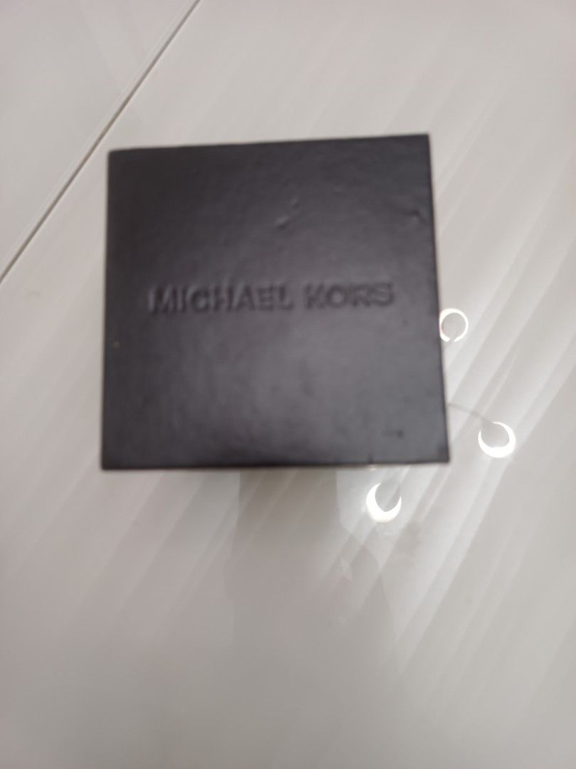 Michael kors watch box hot sale