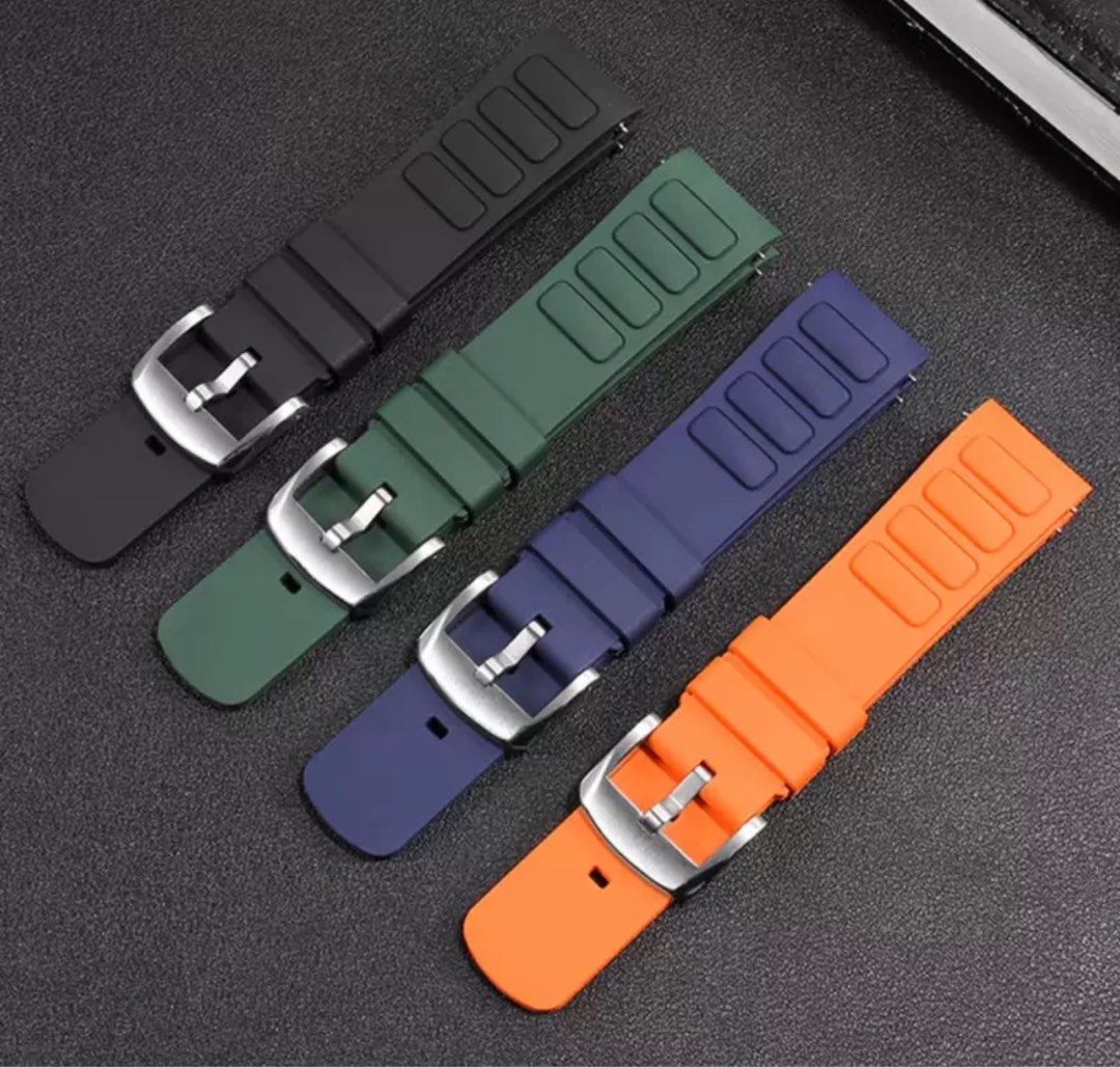 MIDO MULTIFORT QUICK RELEASE RUBBER STRAP WITH STAINLESS STEEL BUCKLE