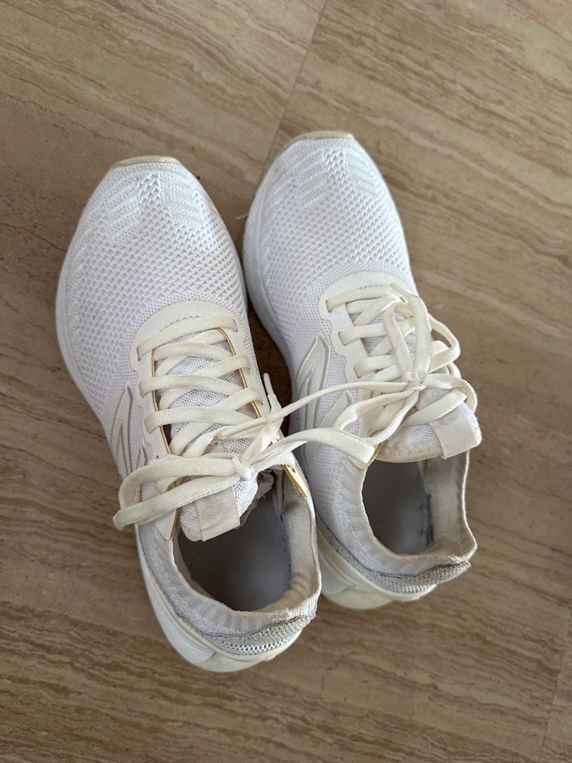 NB White Sneaker Women s Fashion Footwear Sneakers on Carousell