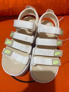 NIKE ICON CLASSIC SANDALS