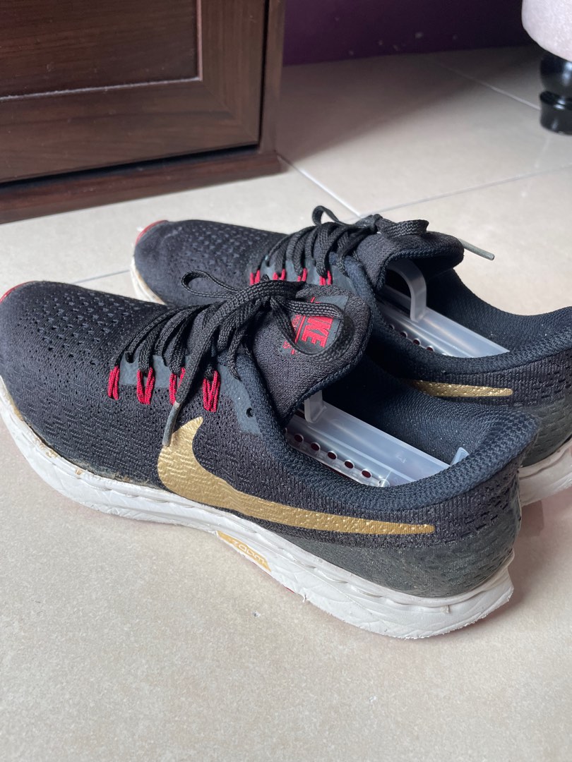 Air zoom pegasus 35 black red new arrivals